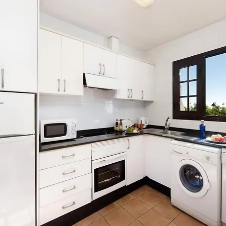 Dorada By Вілла